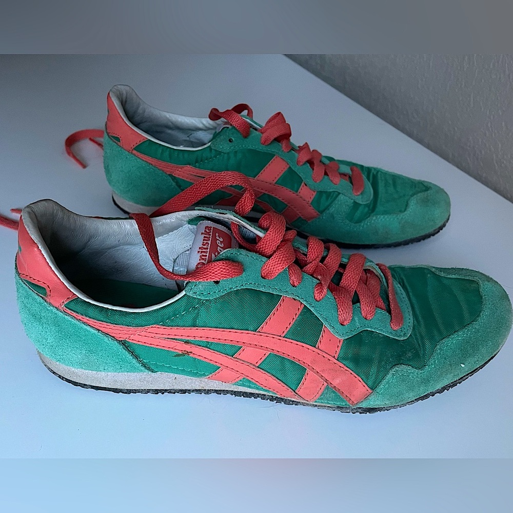 ASICS Onitsuka Tiger Serrano sneakers, US women’s size 8, Emerald/Camellia
